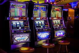 Interface meja Dice Game togel mandiri dengan pilihan taruhan dan saldo real-time